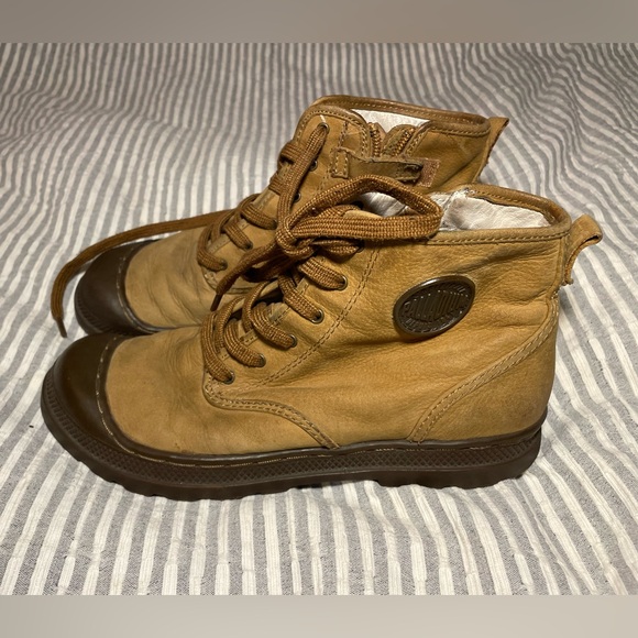 Palladium Shoes - Palladium Women’s ' Tan Boots EU 37